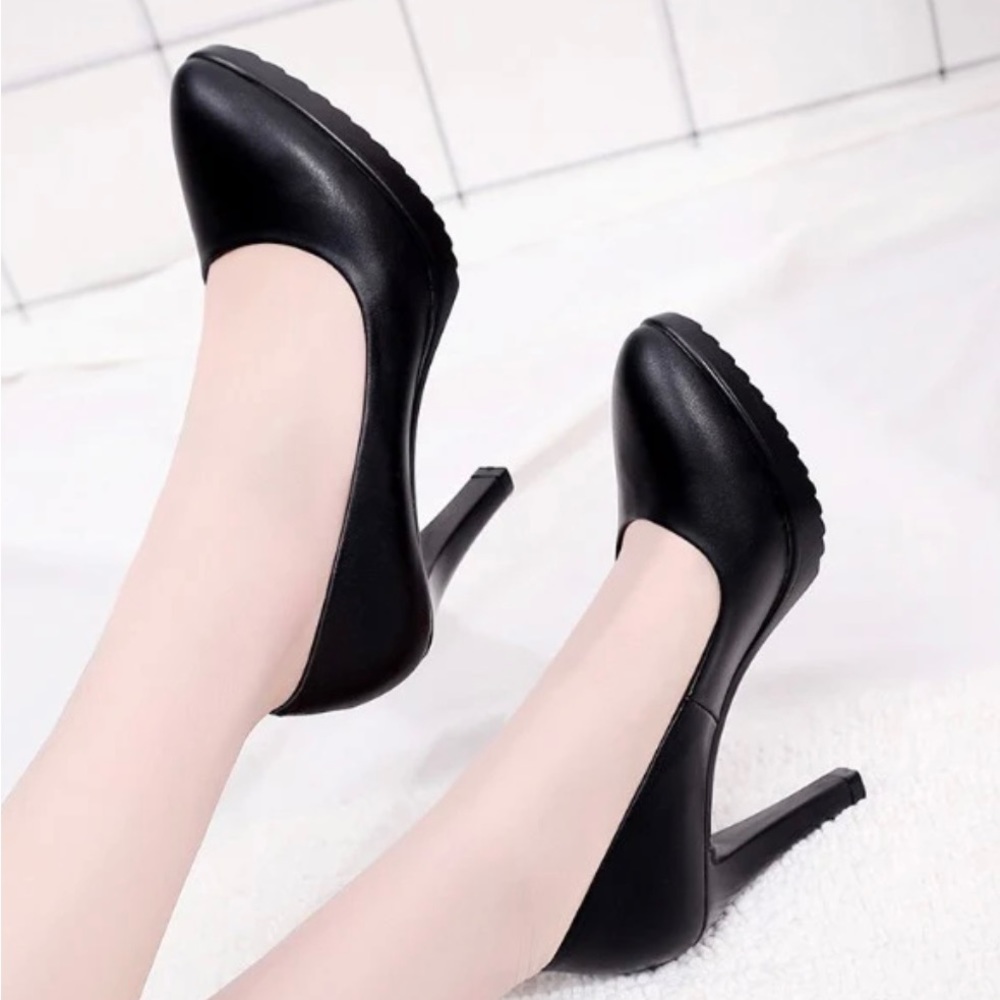 Small Size Platform Pump Shoes DS75